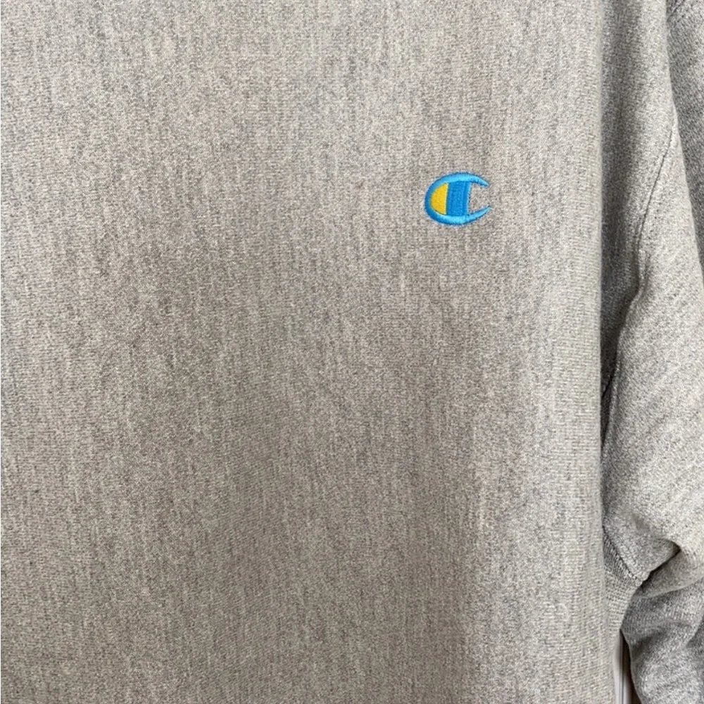 Sweatshirt - Picture 3 of 3
